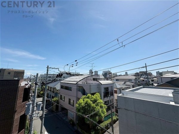 ファミール岡本