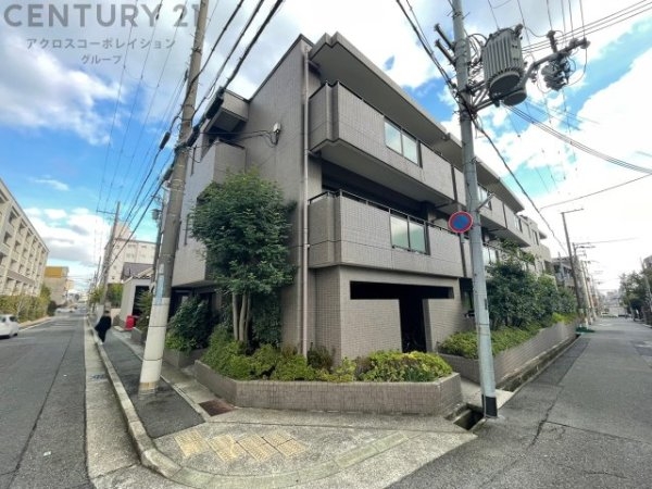 ファミール岡本
