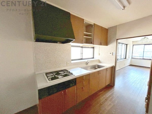 西宮市本町の中古一戸建て