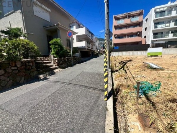 神戸市灘区楠丘町５丁目の土地