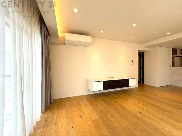 ファミーユ芦屋川(リビング)