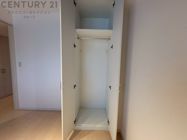 リビオ六甲高羽ガーデンスクエア(収納)