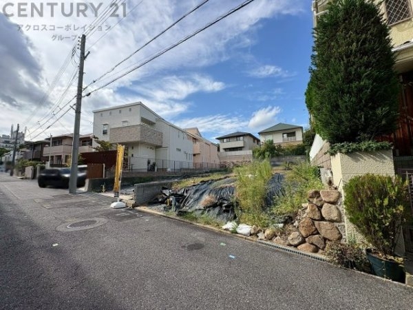 神戸市東灘区西岡本４丁目の土地