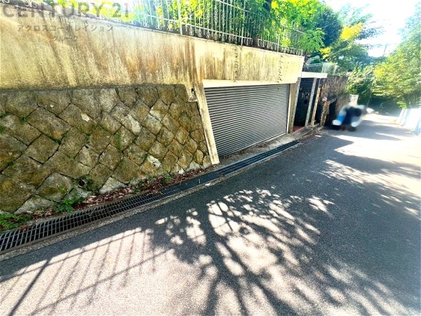 西宮市甲陽園目神山町の中古一戸建て