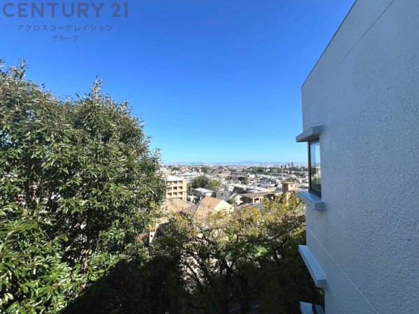 メゾン越木岩A棟