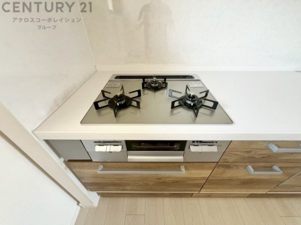 メゾン越木岩A棟