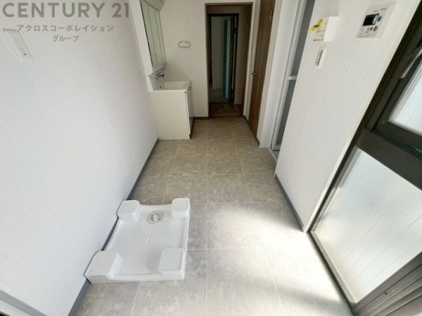 メゾン越木岩A棟