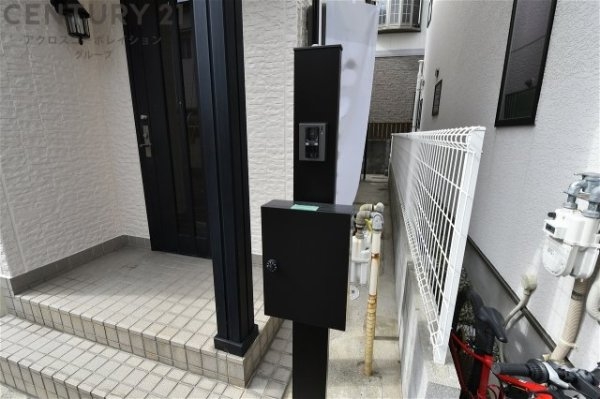 芦屋市西蔵町の中古一戸建て