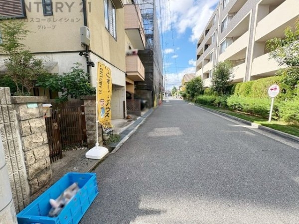 西宮市小松東町３丁目の中古一戸建て