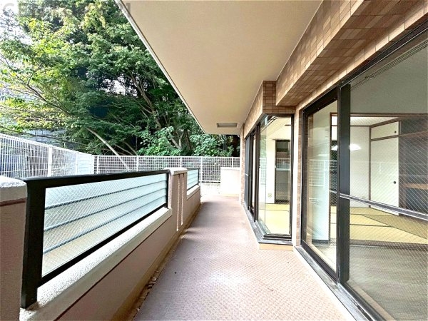 サンビルダー城ノ下