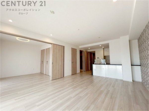 ディアエスタミオ西岡本