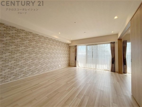 ディアエスタミオ西岡本