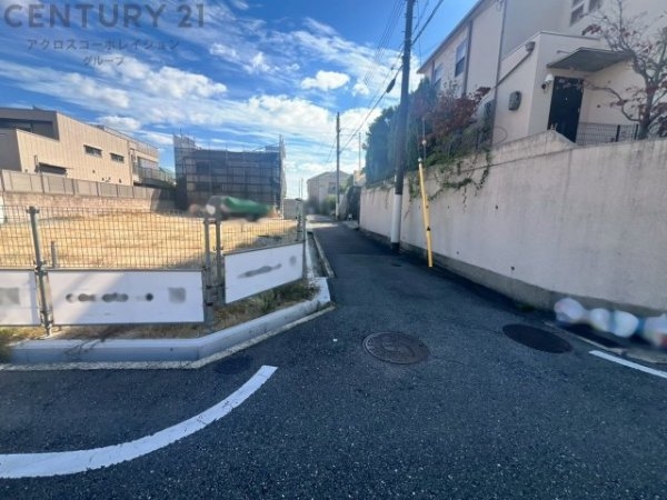 西宮市仁川町2丁目の土地(前面道路含む現地写真)