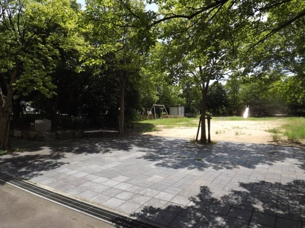 芦屋緑2住宅5号棟(潮見南公園)