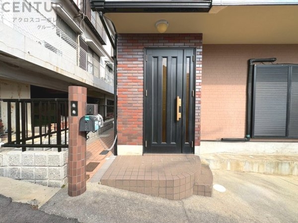 西宮市甲陽園日之出町の中古一戸建て