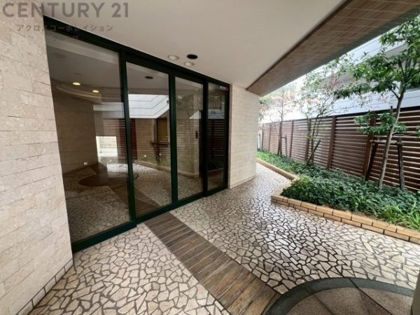 ワコーレ岡本三丁目