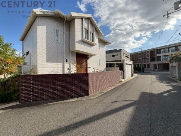 芦屋市東山町の中古一戸建て