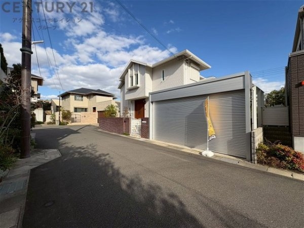 芦屋市東山町の中古一戸建て