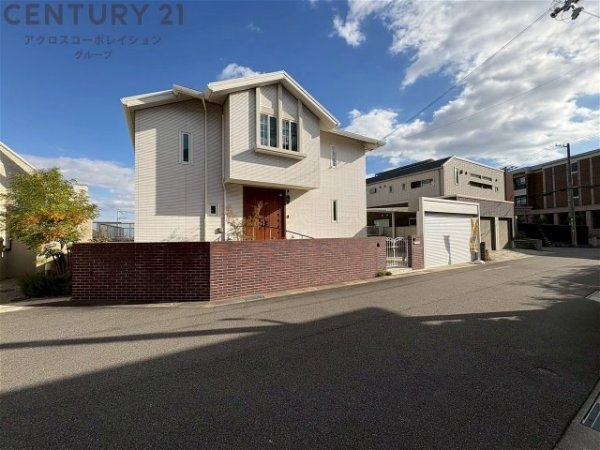 芦屋市東山町の中古一戸建て