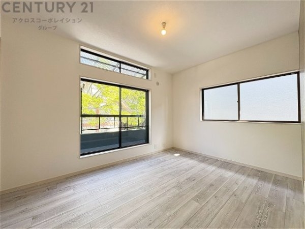 西宮市小松南町２丁目の中古一戸建て