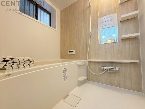 西宮市小松南町２丁目の中古一戸建て