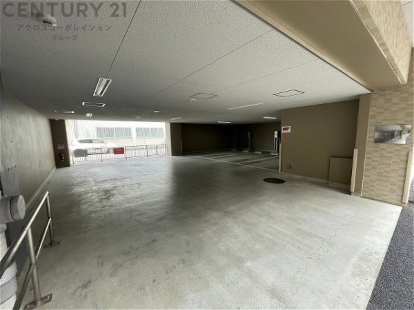 プレサンスロジェ西宮北口門前町テラス