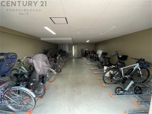 プレサンスロジェ西宮北口門前町テラス