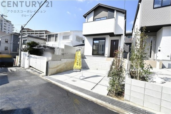 芦屋市朝日ケ丘町の中古一戸建て