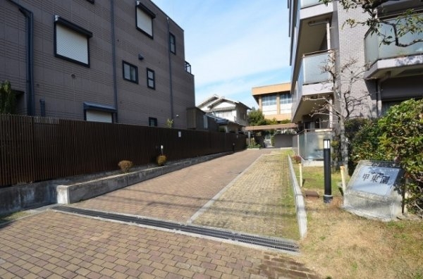 ステイツ西宮甲東園