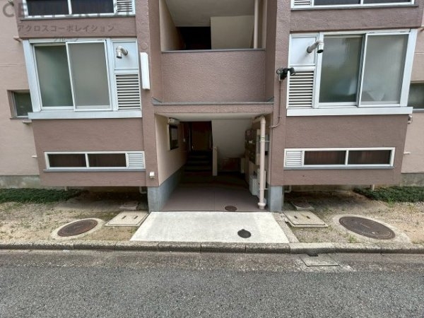 鶴甲コーポ13号館