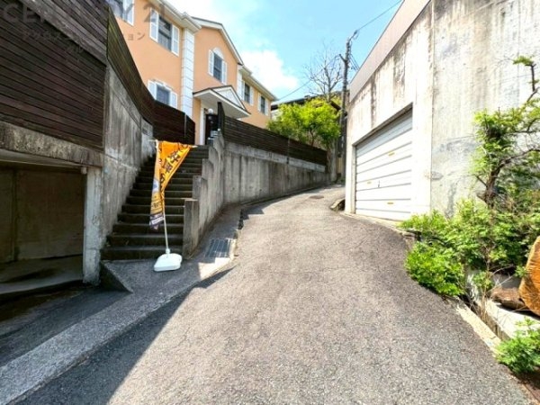 神戸市東灘区鴨子ケ原２丁目の中古一戸建て