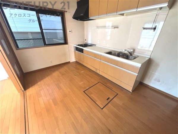 西宮市分銅町の中古一戸建て