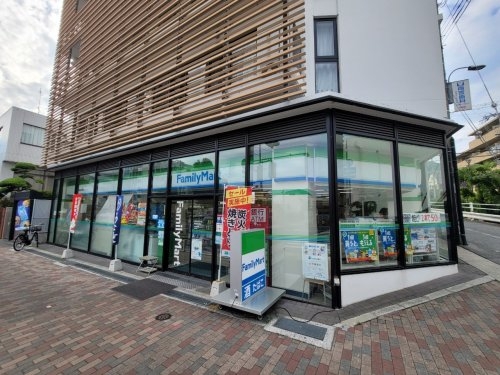 グランフォート岡本(ファミリーマート東灘岡本橋店)