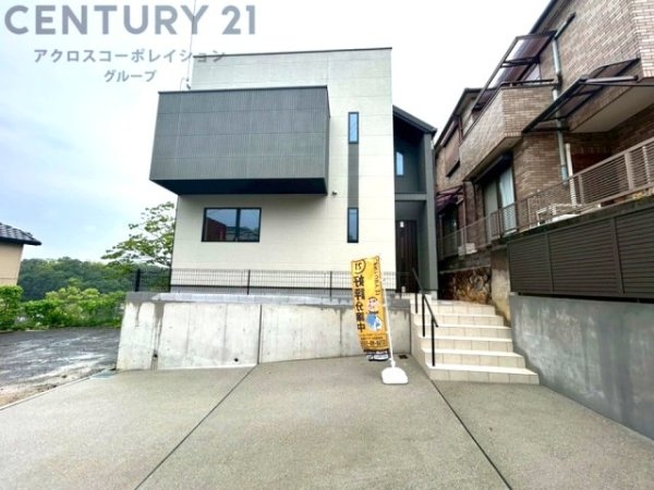 西宮市五月ケ丘新築一戸建て