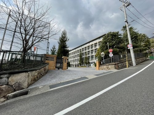 神戸市灘区篠原本町1丁目新築一戸建て(学校法人上智学院六甲学院中学校・高等学校)