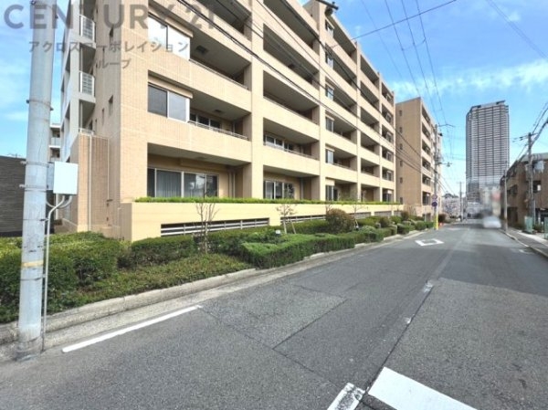 ロジュマンスティーロ御影