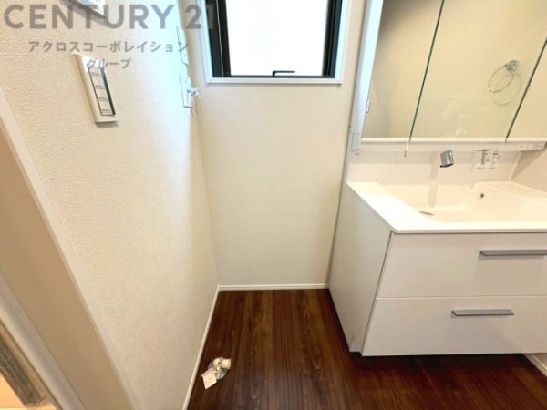 西宮市田近野町の中古一戸建て