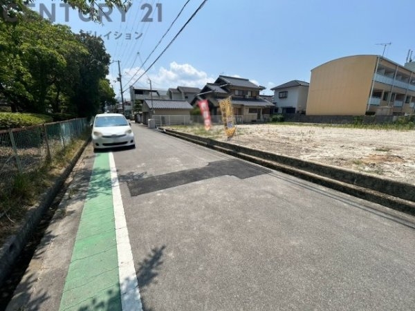 西宮市山口町名来１丁目の土地