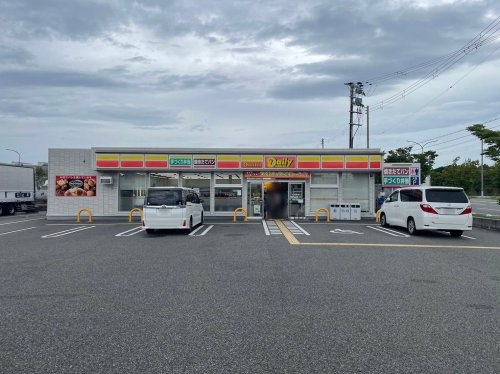 RICイーストコート10番街5番館(デイリーヤマザキ神戸航空貨物TM店)