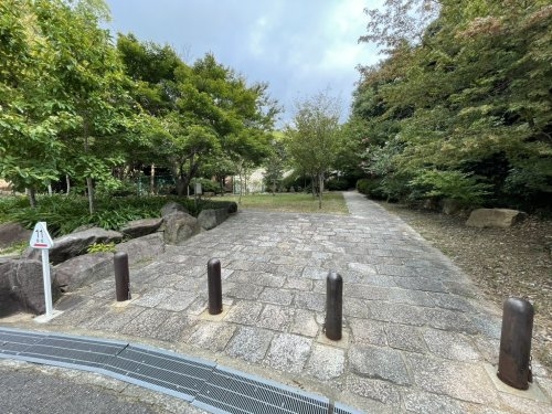 西宮市甲陽園西山町の中古一戸建て(甲陽園目神山緑地)