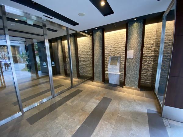 プレサンス堺筋本町駅前シェル