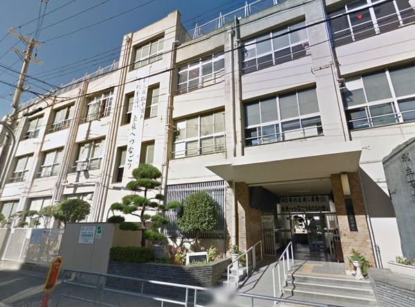 ネオハイツ西長堀(大阪市立堀江小学校)