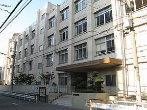 シティハイツ大淀1号棟(大阪市立大淀中学校)