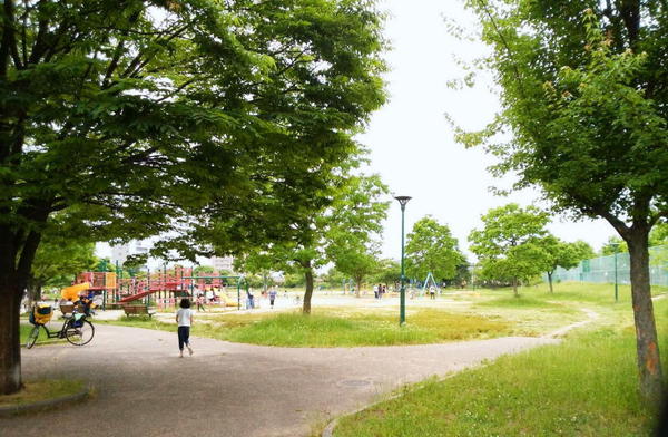 大阪市平野区加美北4丁目の中古一戸建て(巽東緑地)
