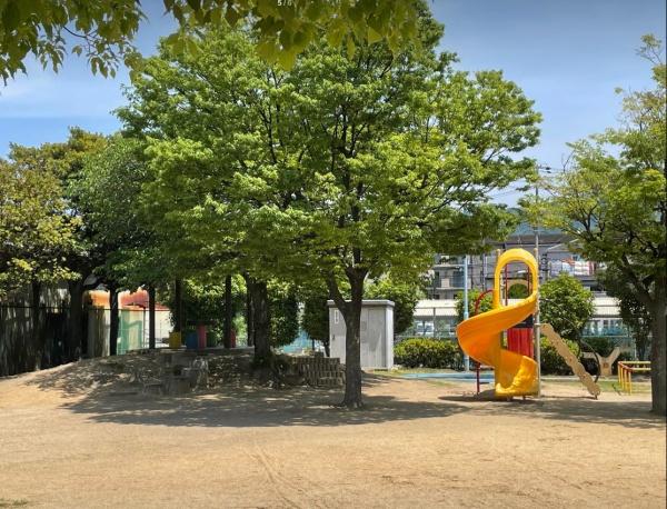 八尾市青山町４丁目の土地(青山第１公園)