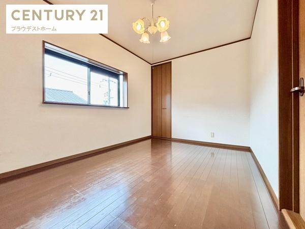 寝屋川市高柳２丁目の中古一戸建て