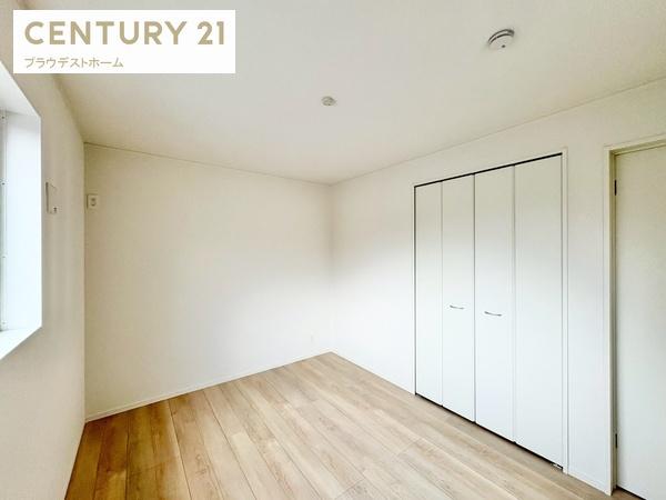 東大阪市布市町1丁目の新築一戸建(洋室)