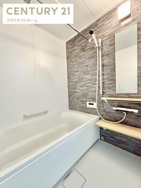 茨木市耳原1丁目の新築一戸建(バス)