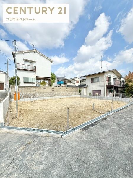 寝屋川市成田東町の新築一戸建