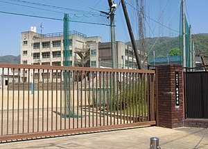 東大阪市豊浦町の新築一戸建(東大阪市立枚岡中学校)